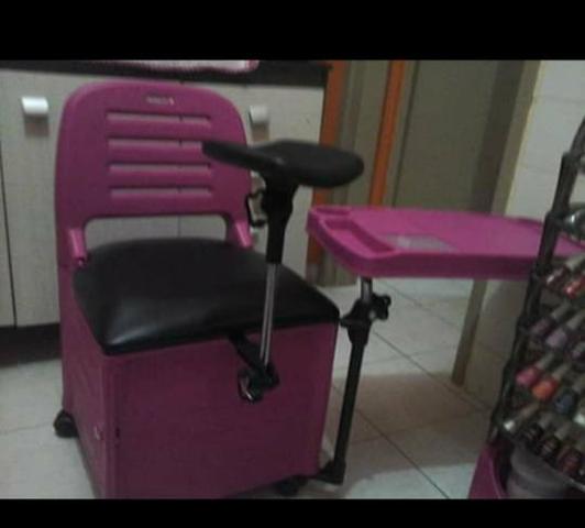 Cadeira de manicure e suporte de esmalte profissional - Foto 2