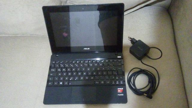 Netbook e teclado