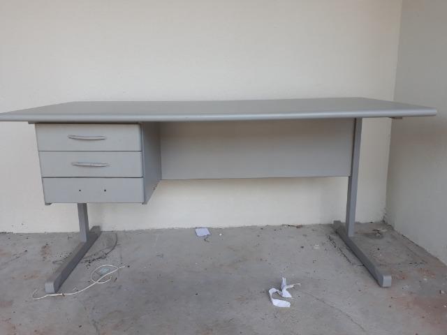Mesa para escritório