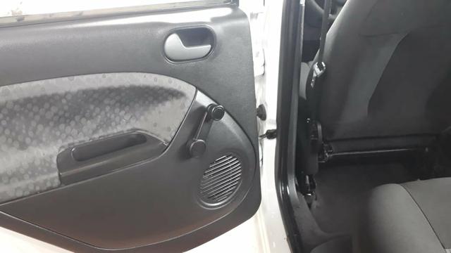 Fiesta Hatch SE 1.6 2014 completo e muito conservado - Foto 14