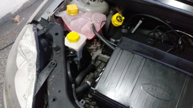 Fiesta hatch 2006 motor 1.6 Flex super novo - Foto 17