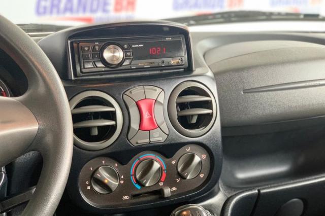 DOBLO ESSENCE 1.8 FLEX 16V 5P - Foto 9