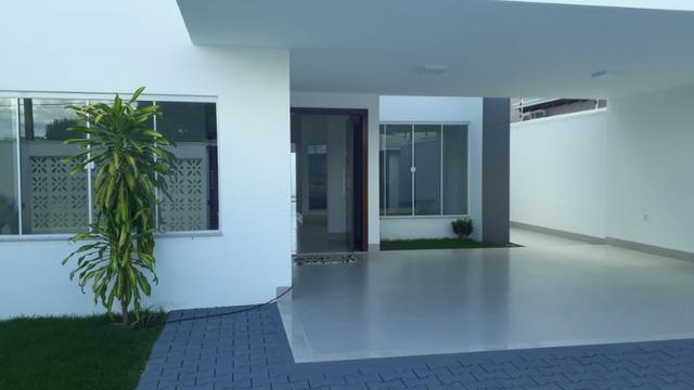 Casa no condomínio Aquarela Brasil com 3 suítes