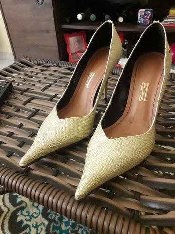 Vestido de Noiva, Sapatos e Acessórios - Foto 4