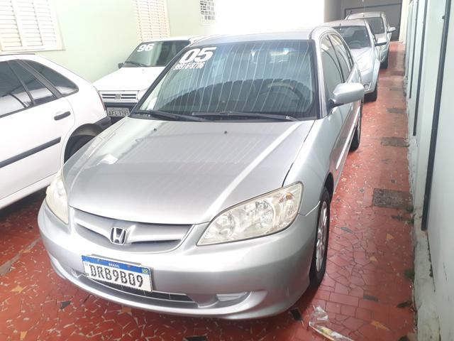 Civic 05 LXL manual - Foto 2