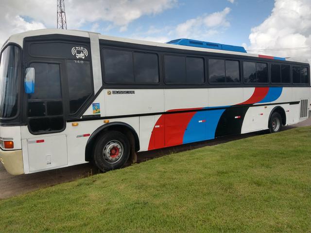 Ônibus rodoviário com ar condicionado - Foto 10