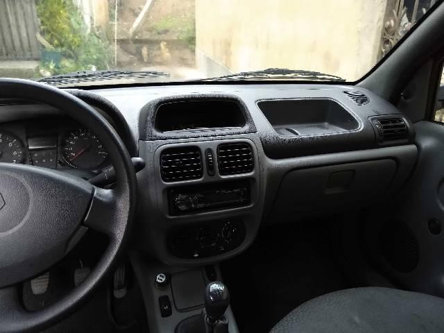Renault Clio 2011 1.0 - Foto 4