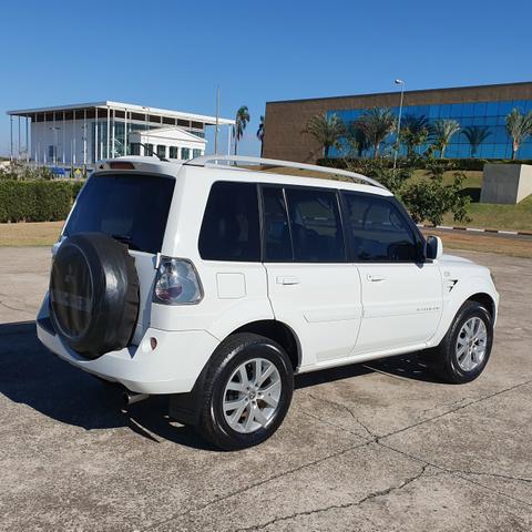 Mitsubishi TR4 2.0 aut flex 2012 4x2