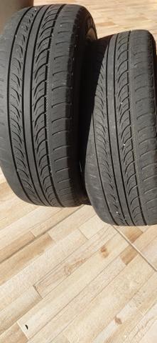 Par de pneu 205/55 r16
