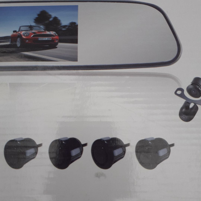 Sensor de estacionamento com retrovisor e câmera de led. Com visão noturna. Nova.  - Foto 2