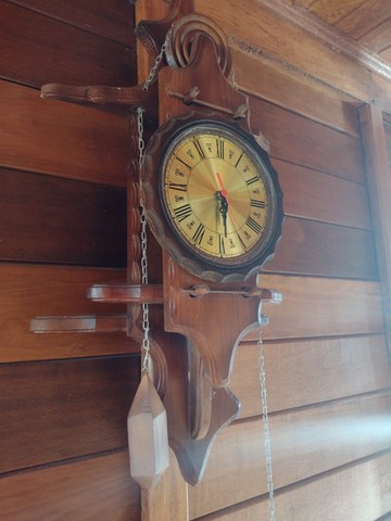 Relógio de parede rustico vintage em madeira maciça - Foto 3