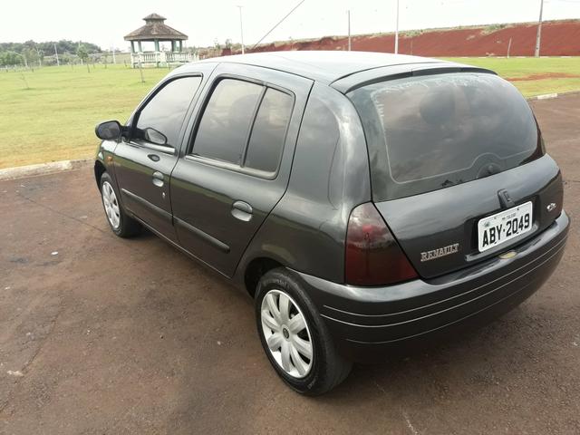 Clio Hatch em excelente estado