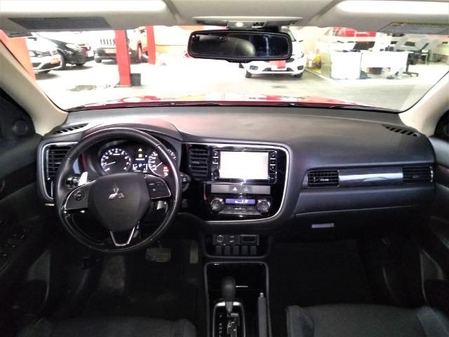 Outlander 7 lugares - Comfort AT 2.0 2018 - Foto 7