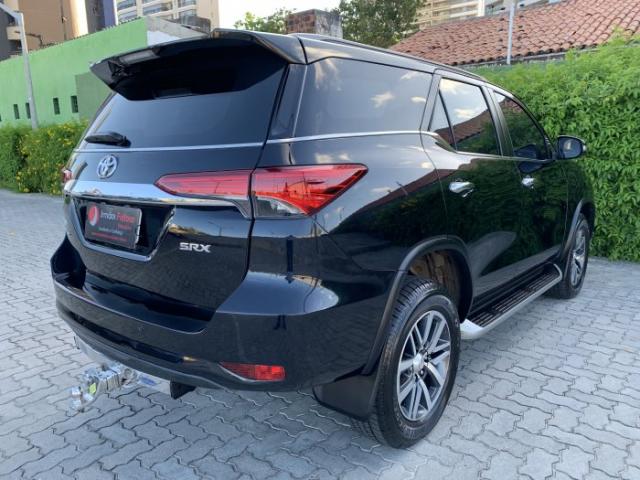 Toyota hilux sw4 2017 2.8 srx 4x4 7 lugares 16v turbo intercooler diesel 4p automÁtico - Foto 5