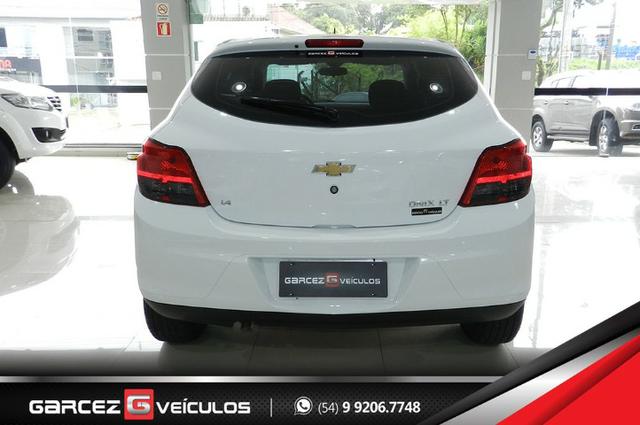 Chevrolet Onix LT 1.4 Flex Completíssimo Único Dono Lacrado Pneus Zero Impecável - Foto 9