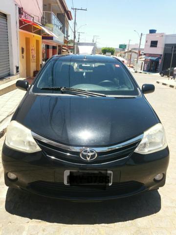 Vendo ou troco Toyota Etios seDan 1.5 2013 - Foto 5