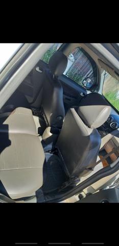 Vende se carro bem conservado - Foto 2