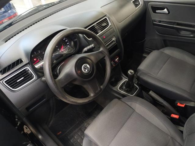 VOLKSWAGEN FOX 2011/2012 1.0 MI 8V FLEX 4P MANUAL - Foto 6