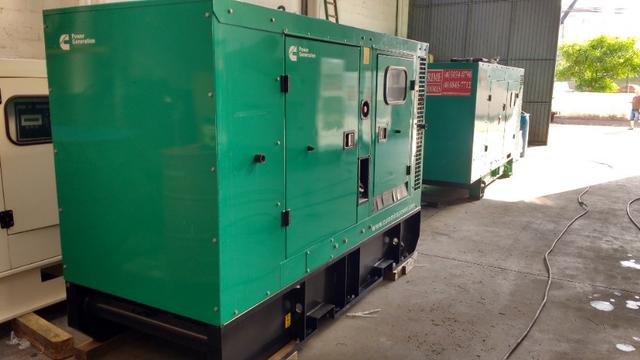 Novo - Gerador à Diesel Trifásico 116 KVA Cummins - C90D6 - 116kva - Foto 5
