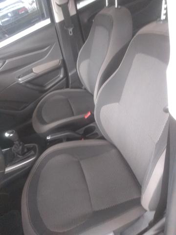 PRISMA 1.4 CONPLETAO COM GNV ENT 8.000+ 48x 845,00 fixas no cdc - Foto 3