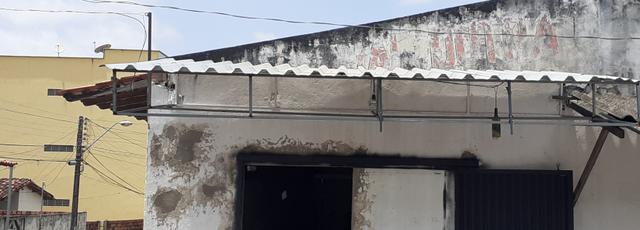 Toldo revestindo de zinco cm alumínio - Foto 3