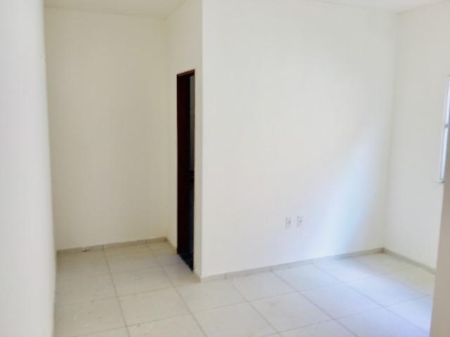 Documentação Inclusa: 2 quartos, 2 wcs, garagem, sala, coz americana, quintal, área serviç - Foto 15