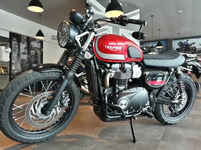 Triumph Street Scrambler 900 cc