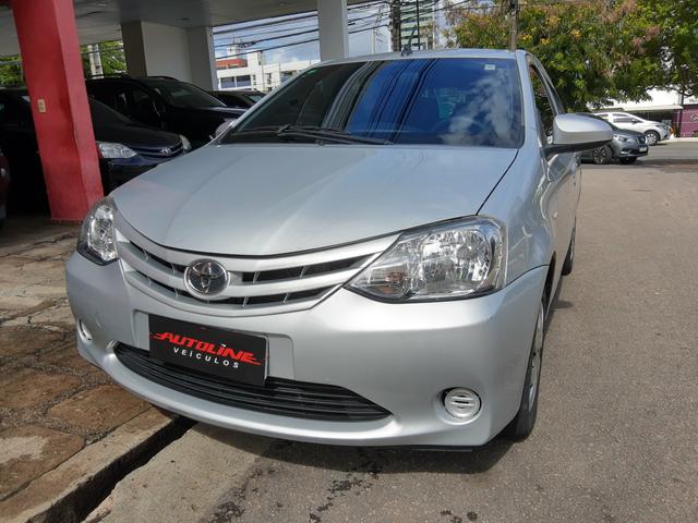 Etios x 1.3 2017 - Foto 3