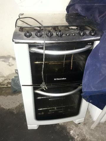 Fogão electrolux 4 bocas e 2 fornos