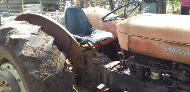 Trator MF 65 X com Rotativa