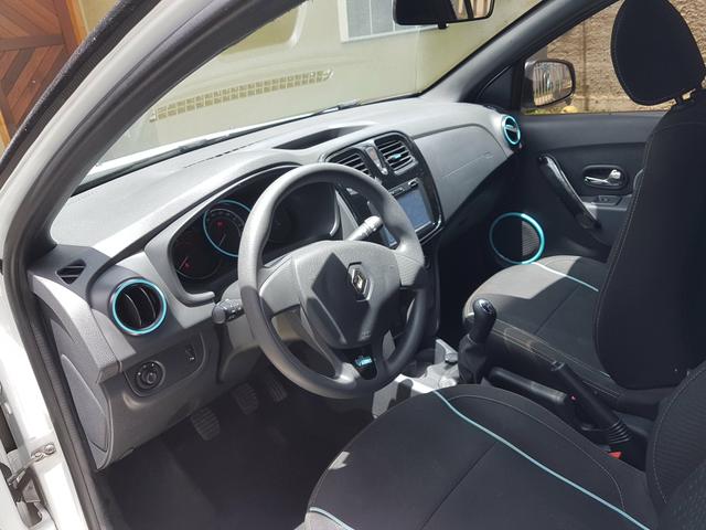 Sandero vibe 2018 3 Cilindros 81cv - Foto 3