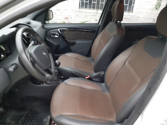 Duster-Banco de Couro-49 mil Km