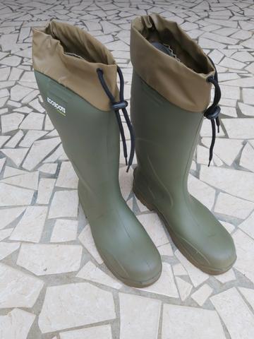 Bota de Borracha nova com Cordão