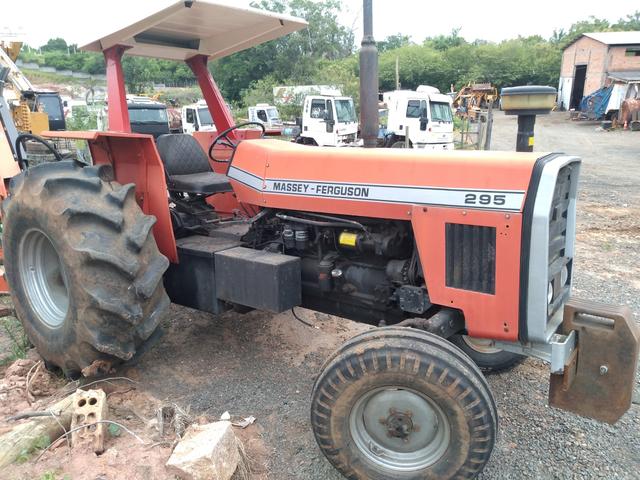 Trator Massey Ferguson 295 - Foto 2