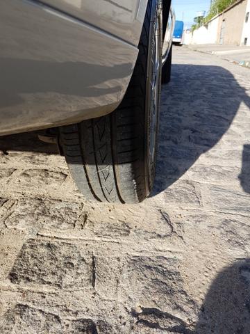 Fiesta Sedan Tecno 1.6 completo (exclusivo) vendo/troco - Foto 4