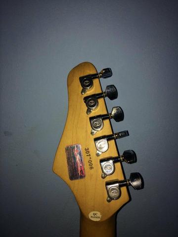 Vendo guitarra strinberg stratocaster semi nova - Foto 2