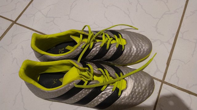 olx tenis de futsal