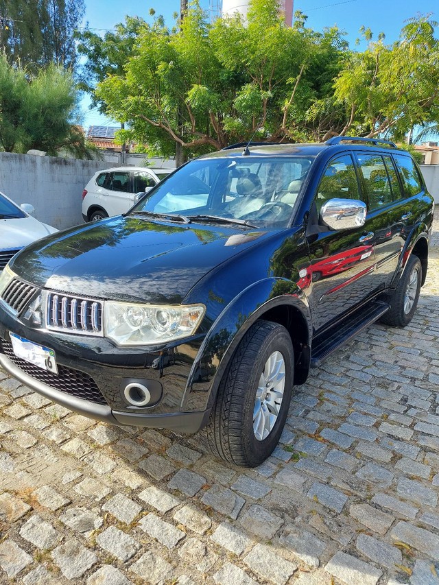 Pajero dakar 7 lug particular 