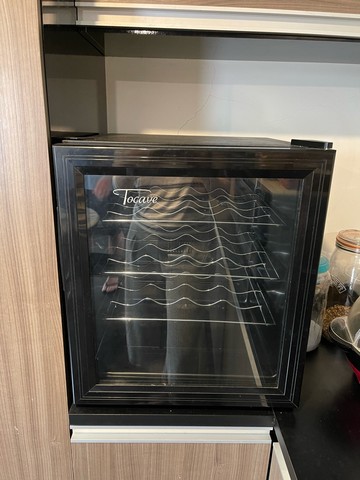 Adega de vinho climatizada com defeito