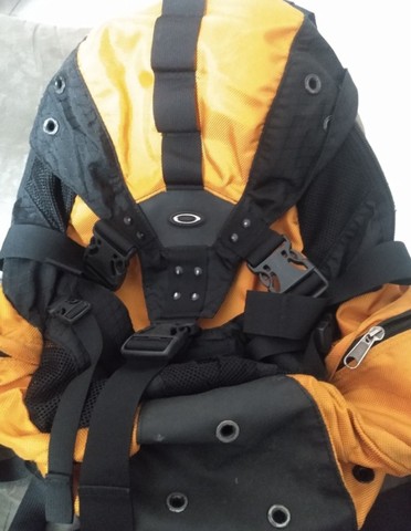 Mochila Oakley original nova