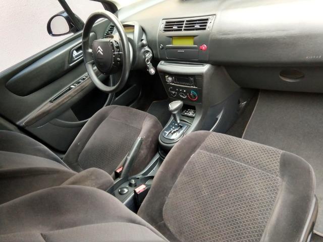 Citroen C4 pallas glx 2.0 gasolina excelente aceita troca 2008 - Foto 7