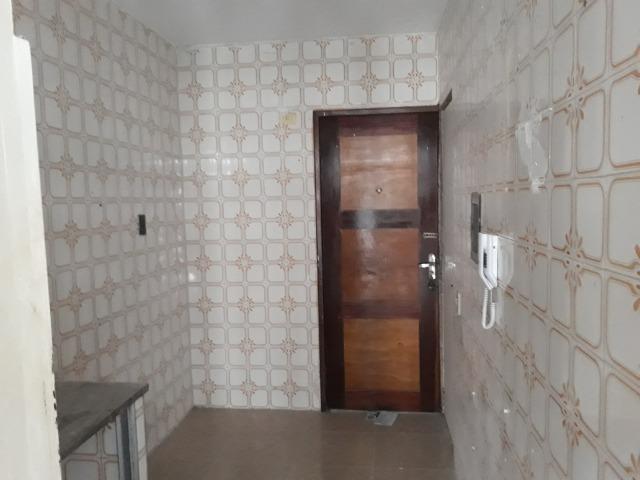 Apartamento para aluguel com 81 metros quadrados e 2 quartos em Carlito Pamplona - Fortale - Foto 17