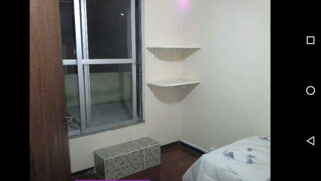 Quarto com sacada para moças, perto de tudo! - Foto 3