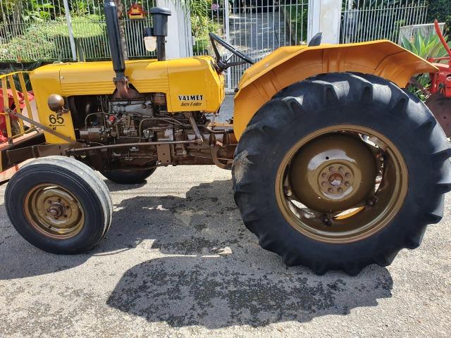 Vendo trator Valmet 65id