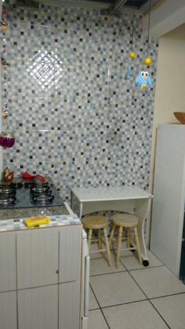 Quarto com sacada para moças, perto de tudo! - Foto 9