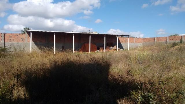 Terreno em Bezerros-PE, as margens da BR com poço artesiano - Foto 5
