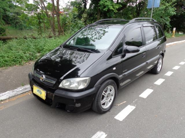 Zafira 2.0 Comfort 7 Lugares Completa + GNV+ Bancos em Couro