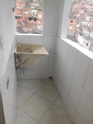 Alugo 2 cômodos para casal ou solteiro
