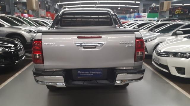 TOYOTA HILUX 2017/2018 2.8 SRV 4X4 CD 16V DIESEL 4P AUTOMÁTICO - Foto 4