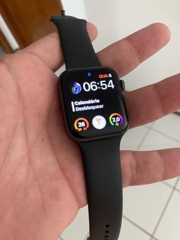 Vendo APPLE WATCH SÉRIES 4 44mm - Foto 2